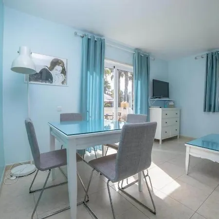 Apartamento Lightbooking Oasis Royal F311 *