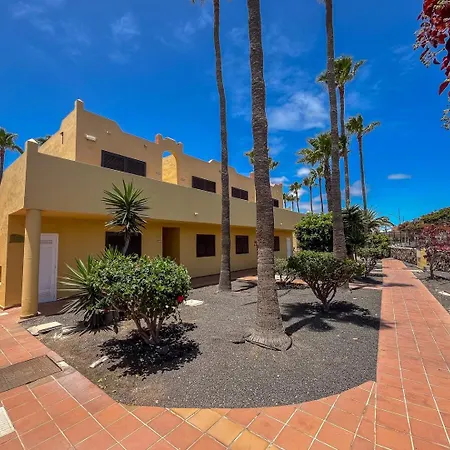Апартаменты Guestready - Renovated Retreat With Communal Pool *