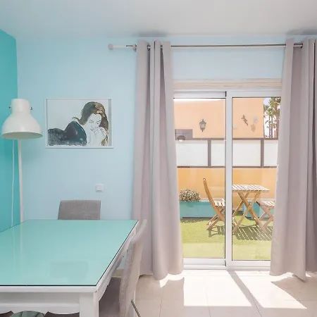 Guestready - Renovated Retreat With Communal Pool Апартаменты