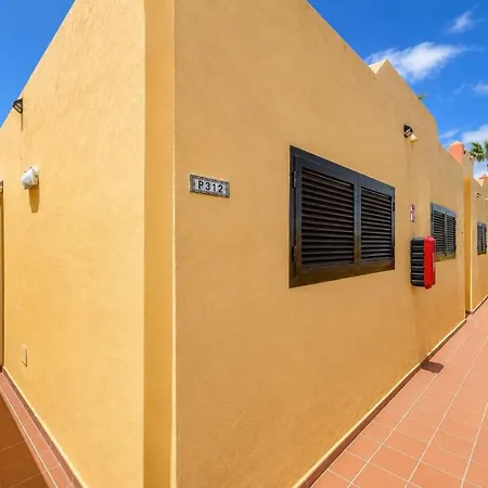 Guestready - Renovated Retreat With Communal Pool Appartement